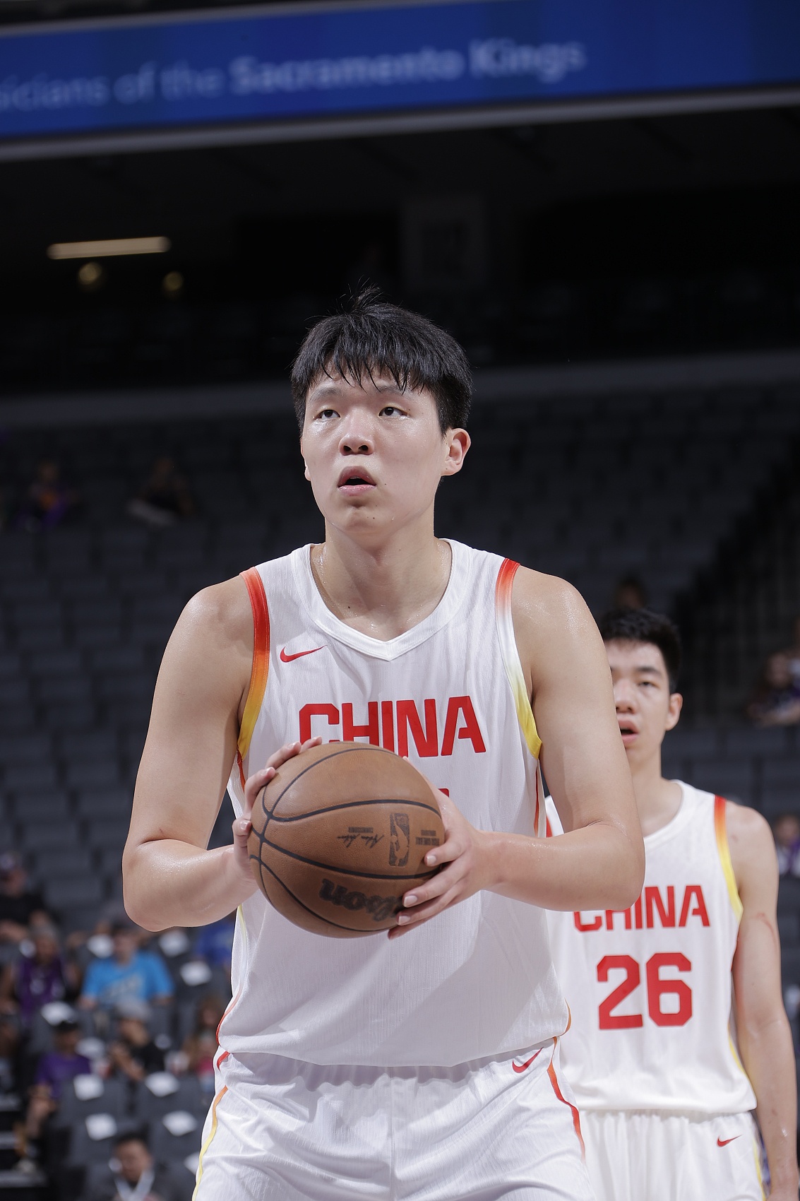 鹈鹕球探：杨瀚森夏联表现引来更多关注 未来参加NBA选秀不会落选